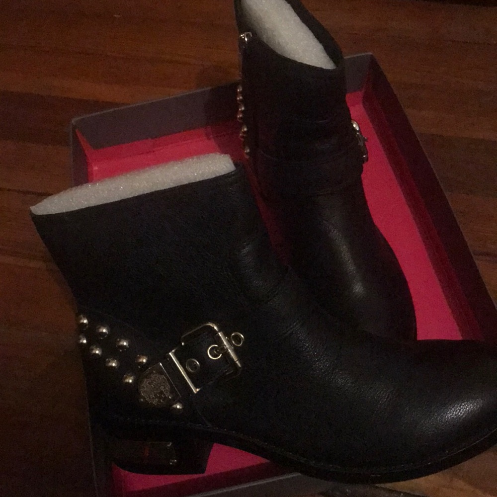 Vince Camuto moto boots